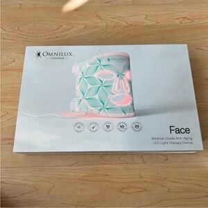 Omnilux Contour LED Skincare Mask - White and Green